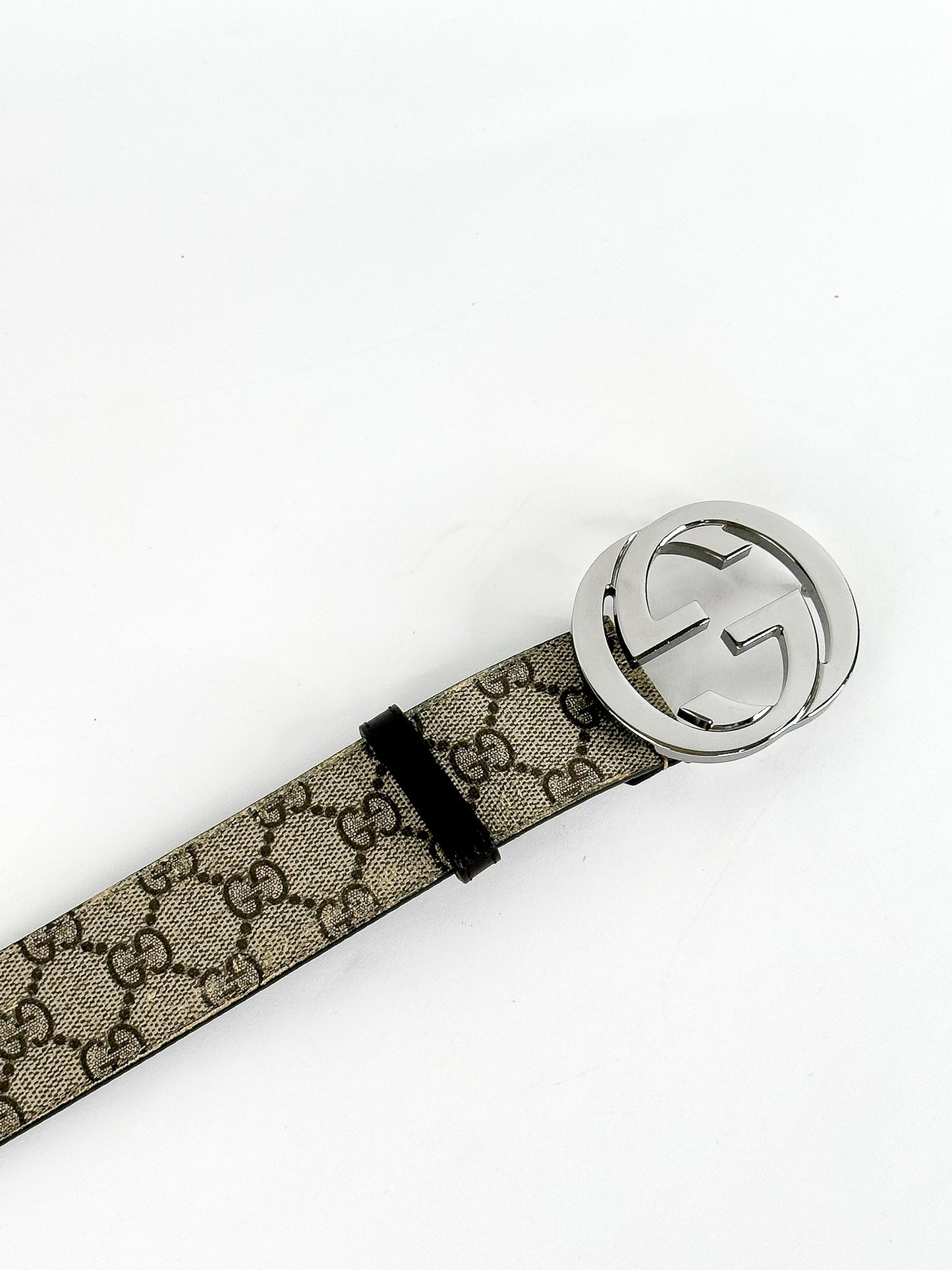 Gucci Beige GG Supreme Canvas
Interlocking G Buckle Belt