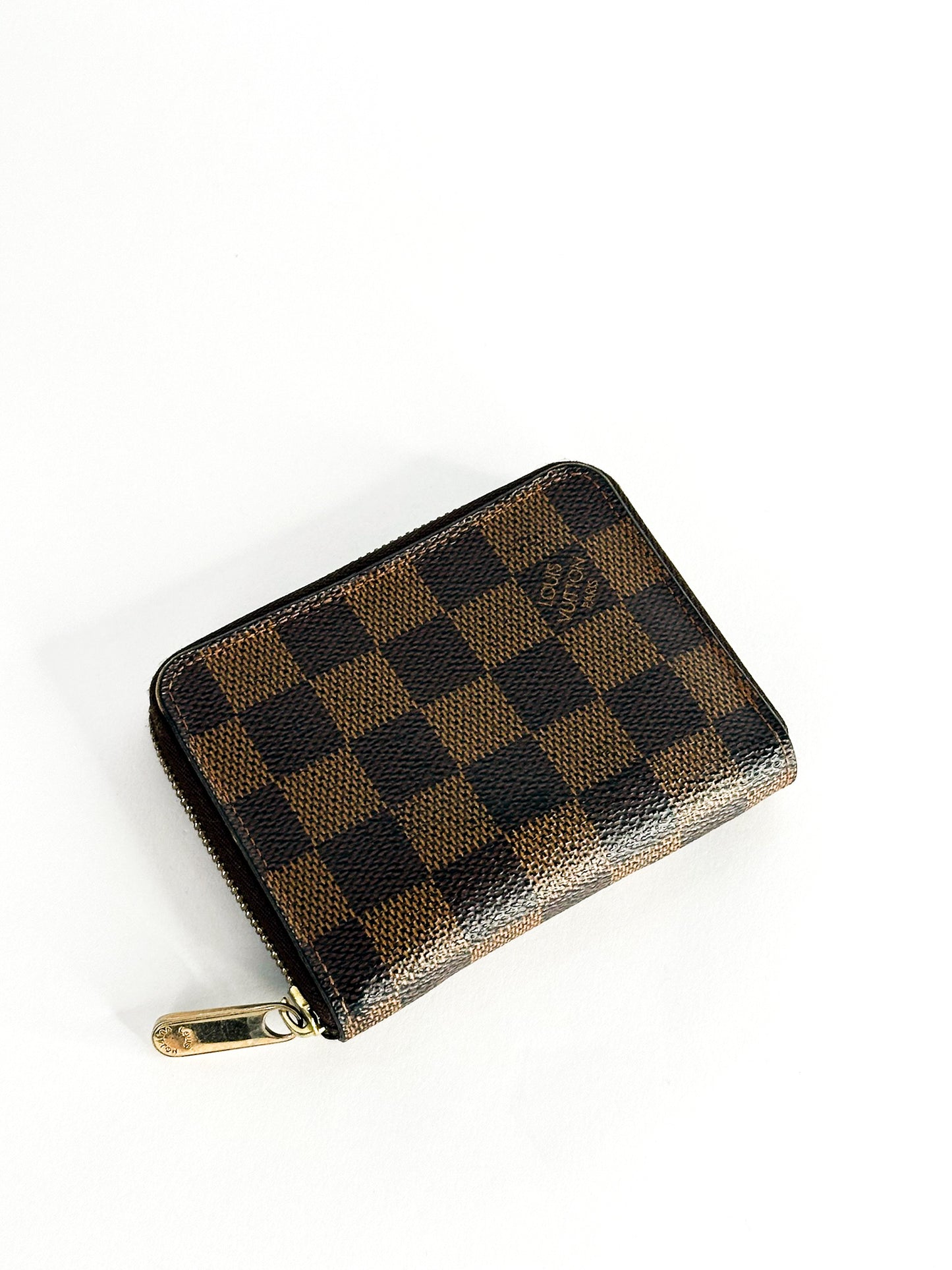 Louis Vuitton Damier Ebene Canvas
Zippy Coin Purse