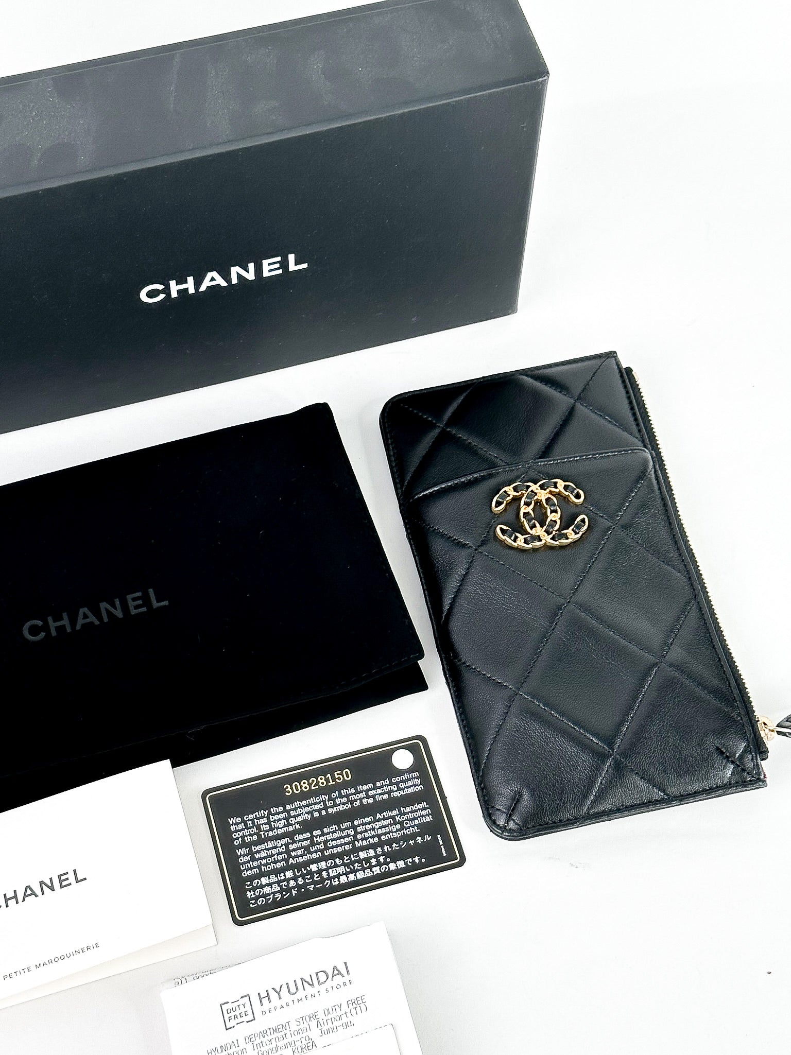 Luxurious and Fashionable Leather Chanel Phone Case