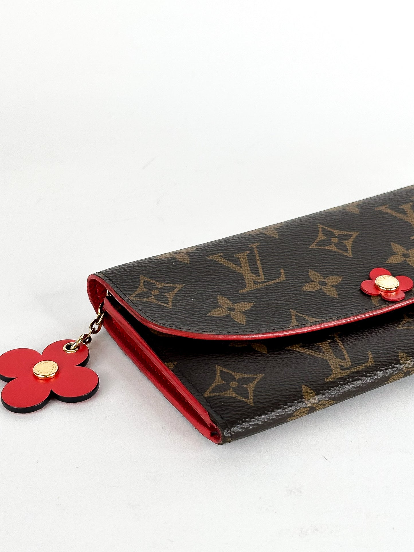 Louis Vuitton Monogram Portefeuille Emily Flower Motif
Bifold Long Wallet Poppy Red