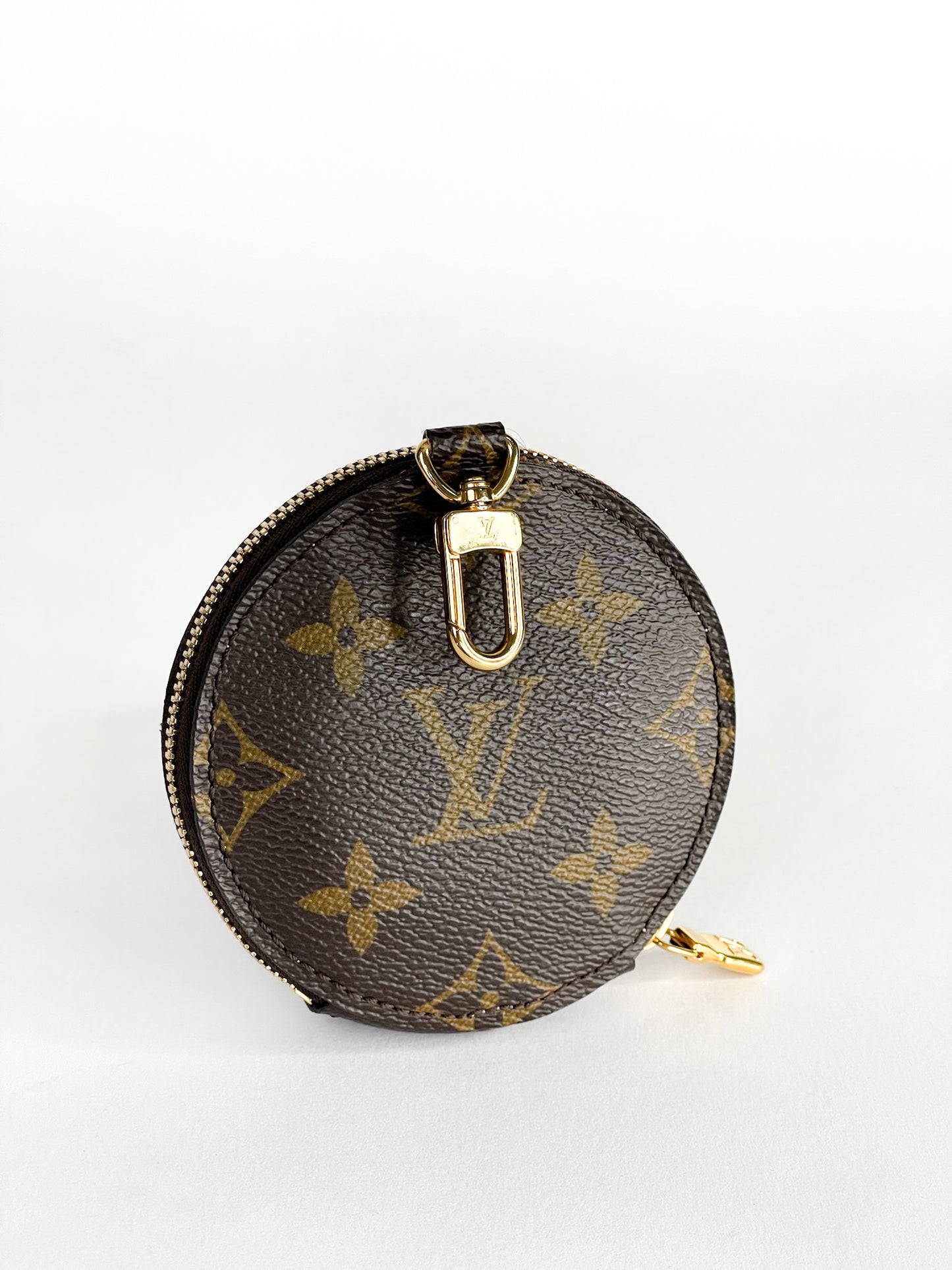 Louis Vuitton Round Coin Purse Monogram Vivienne Wisteria Pink