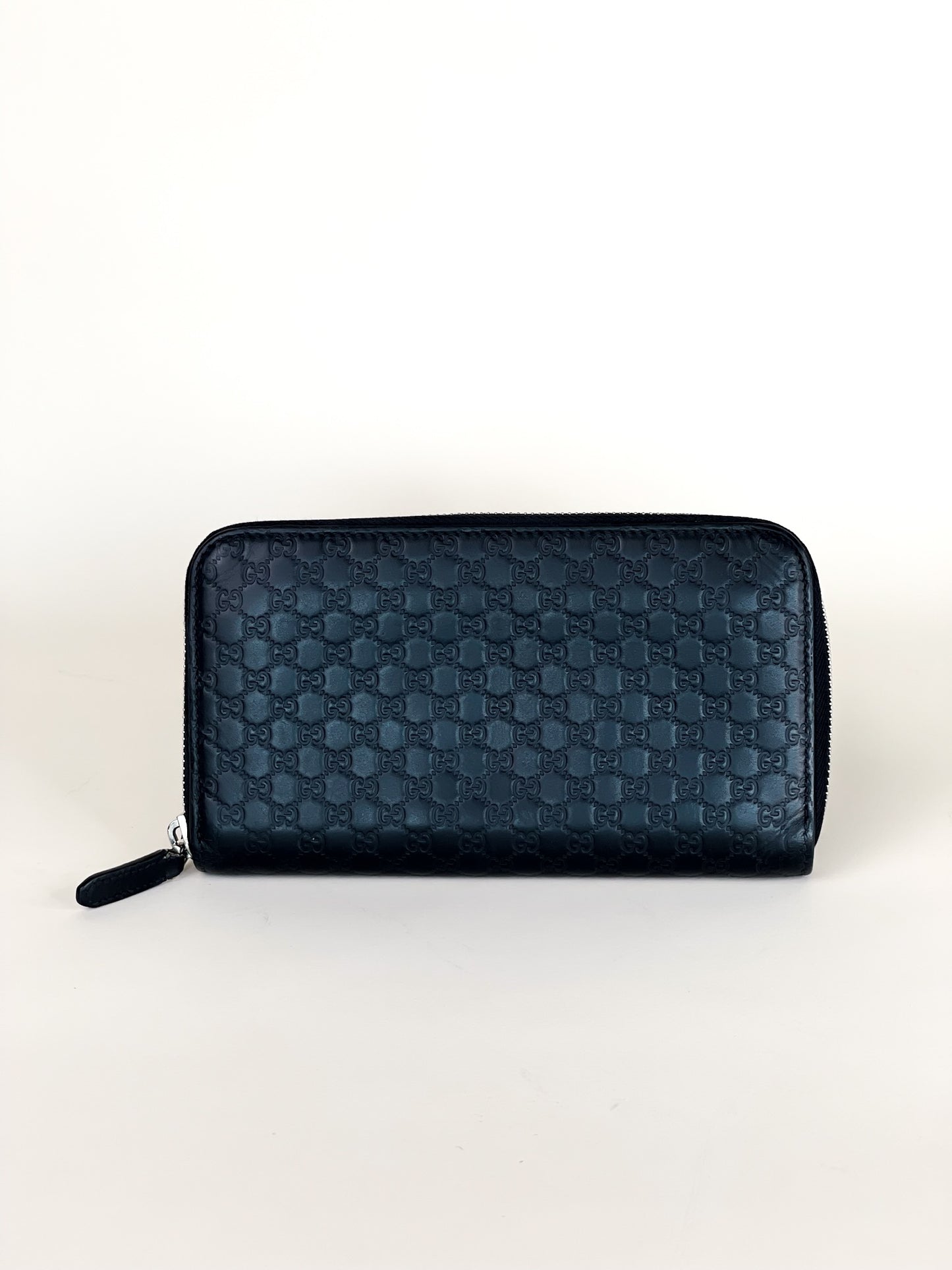 Gucci Microguccissima Leather
Long Wallet