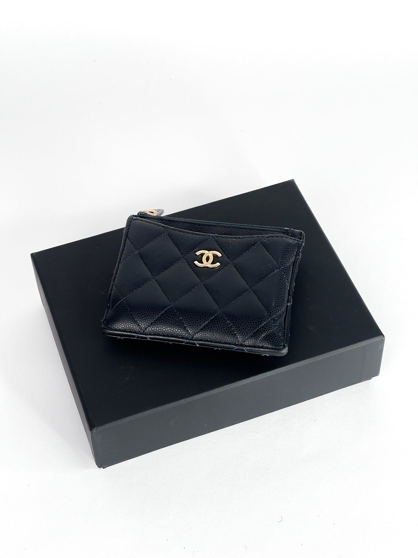 Chanel Caviar Quilted CC Zip Card Holder Black