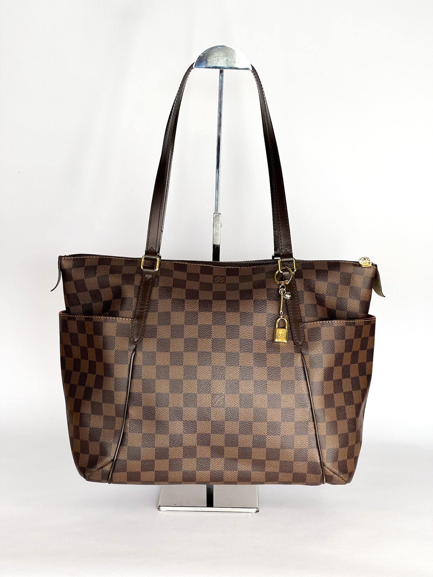 Louis Vuitton Damier Ebene Totally Mm Shoulder Bag