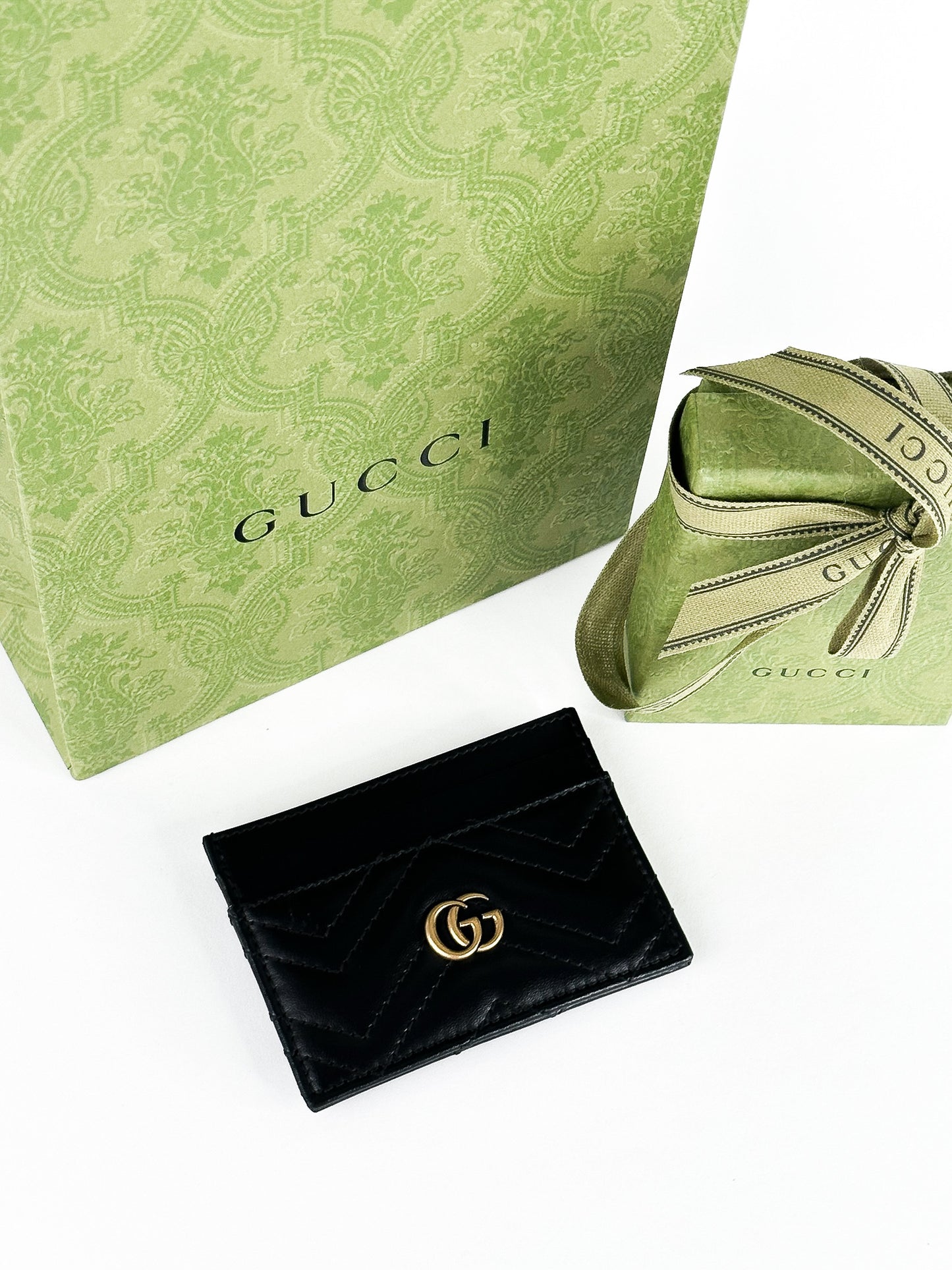 Gucci GG Marmont Leather Card Holder