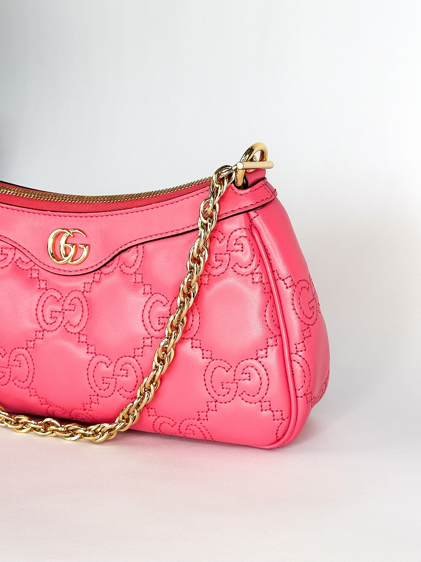 Gucci Chain Matelasse Leather Bag