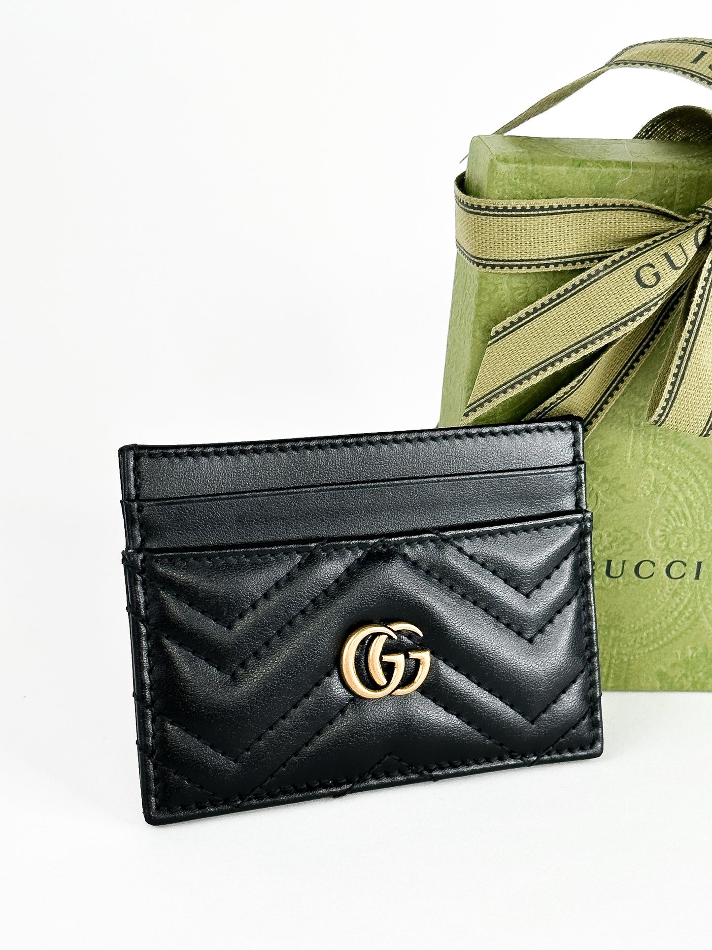 Gucci GG Marmont Leather Card Holder