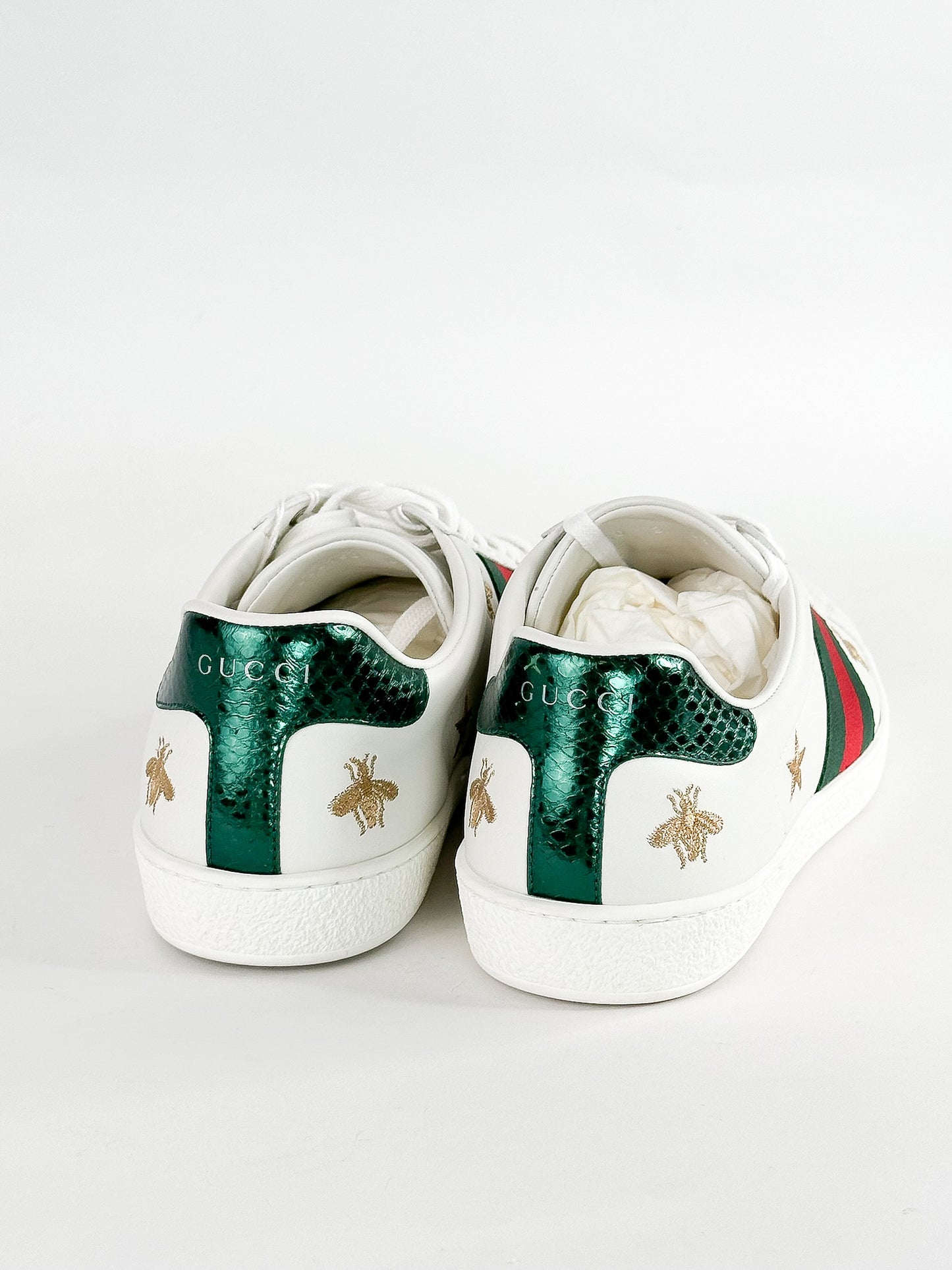 Gucci White Bee & Star New Ace Sneakers
Size Mens 8.5 / Womens 10.5-11