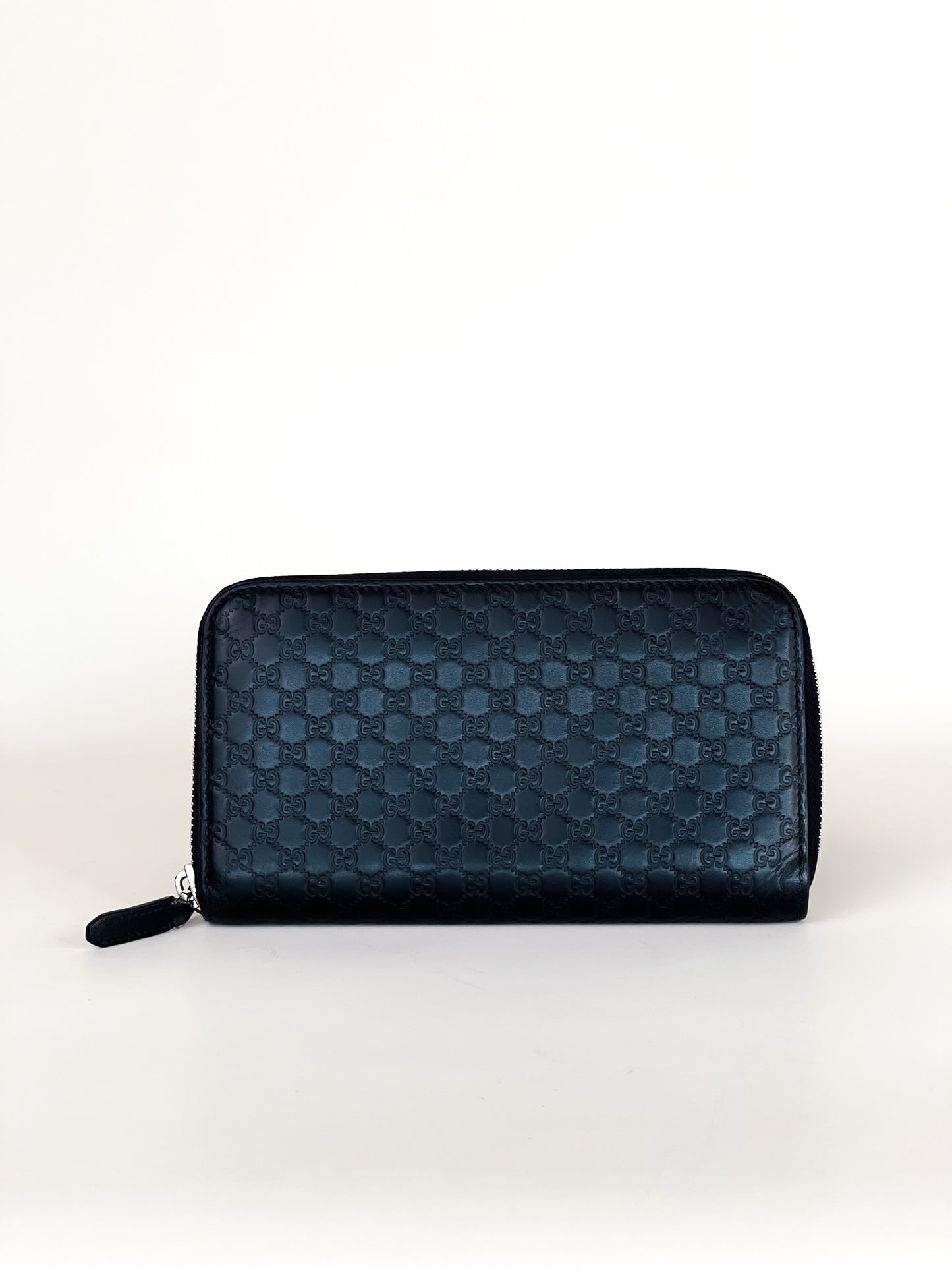 Gucci Microguccissima Leather
Long Wallet