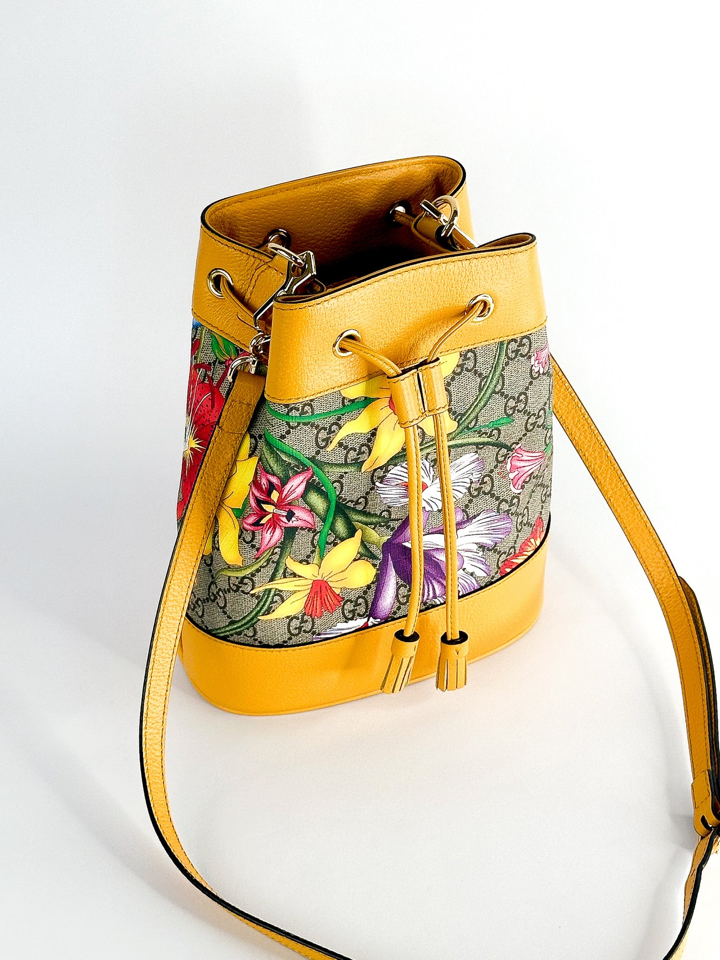 Gucci GG Supreme Flora Small Ophidia Bucket Bag