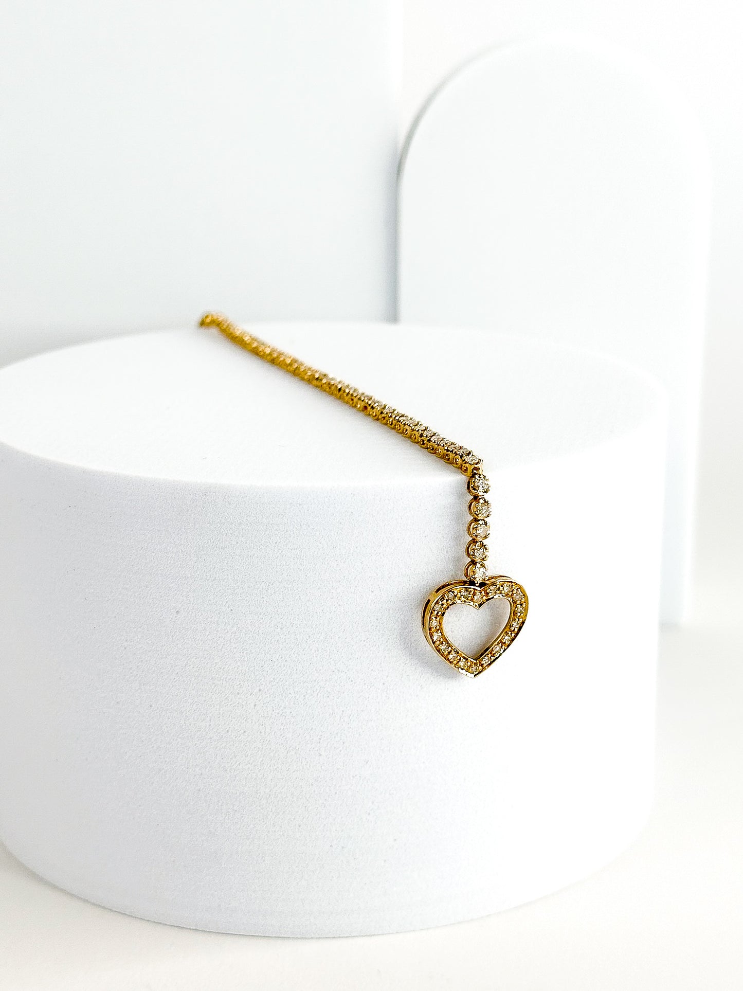 18K Gold Heart Diamond Bracelet
