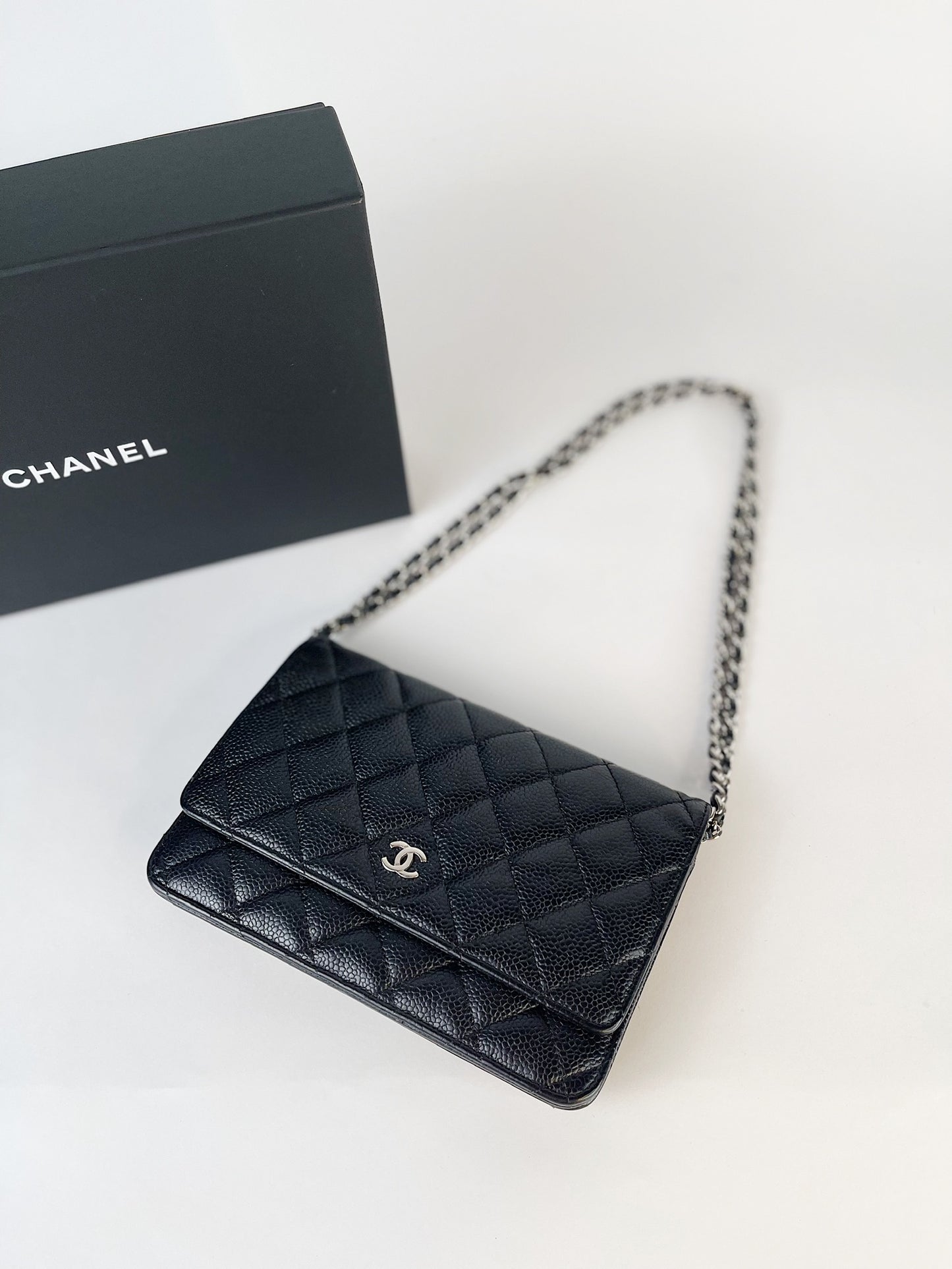 Chanel Classic Wallet on Chain