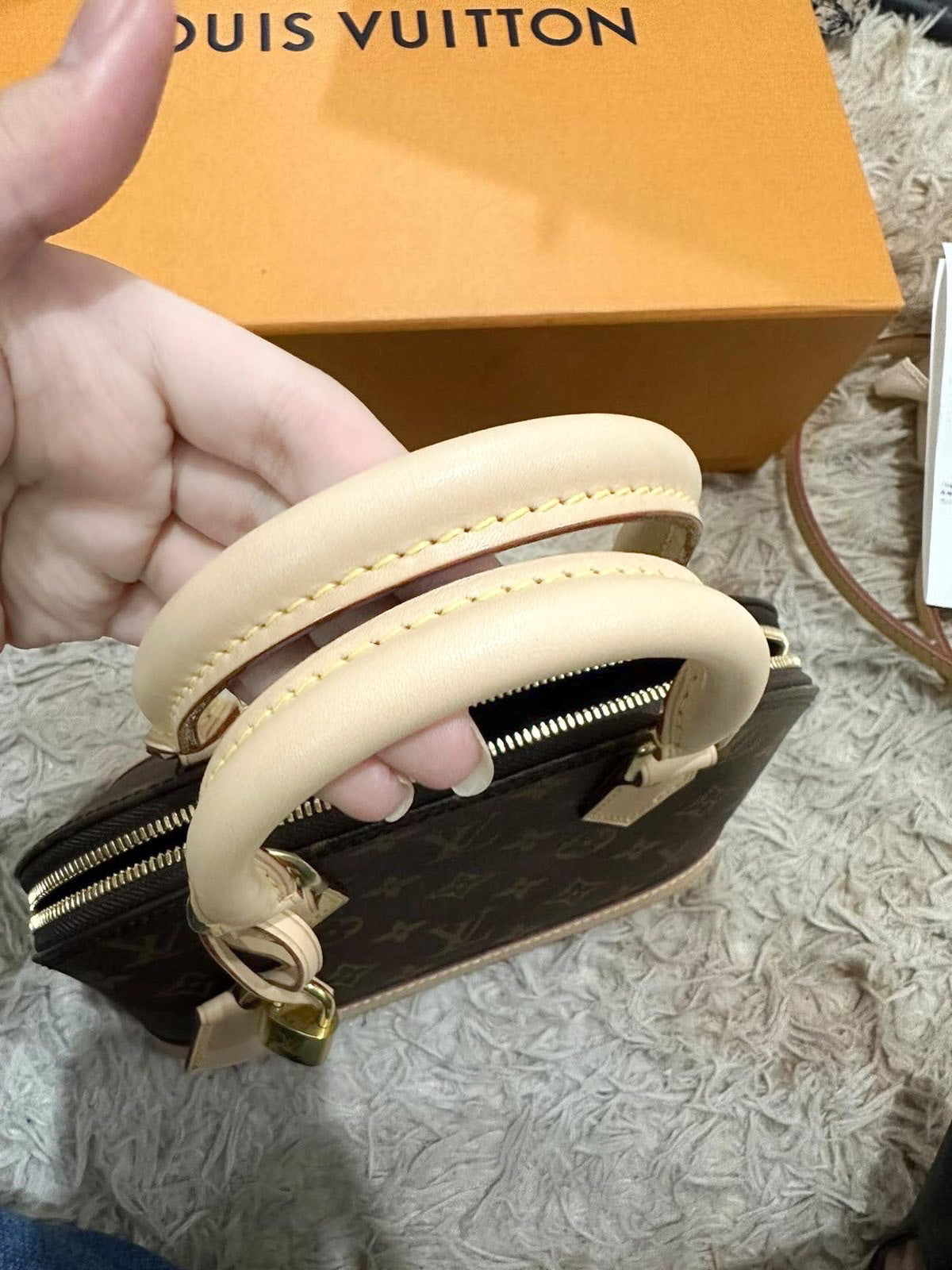 Louis Vuitton Alma BB