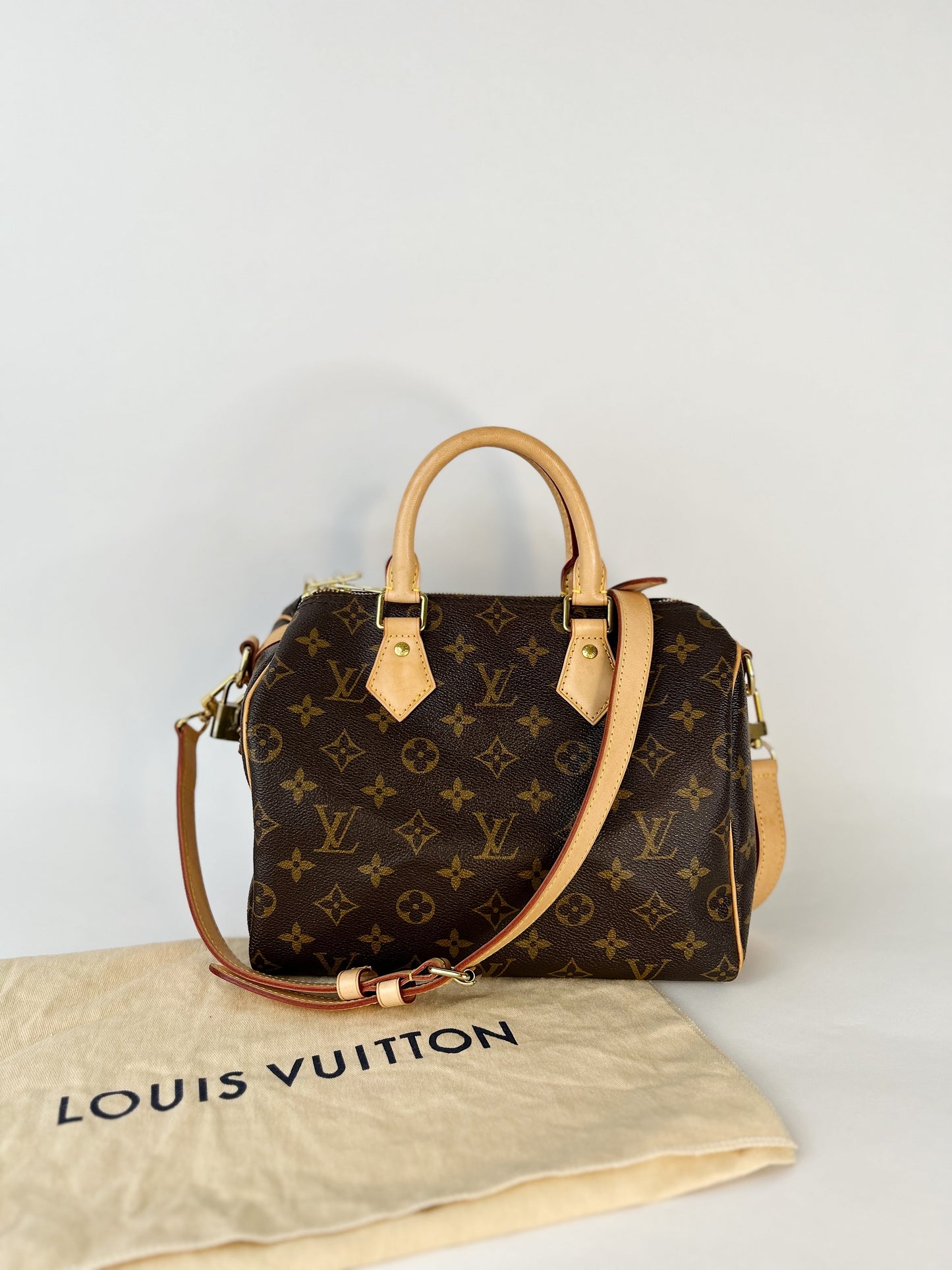 Louis Vuitton Monogram Speedy Bandouliere 25