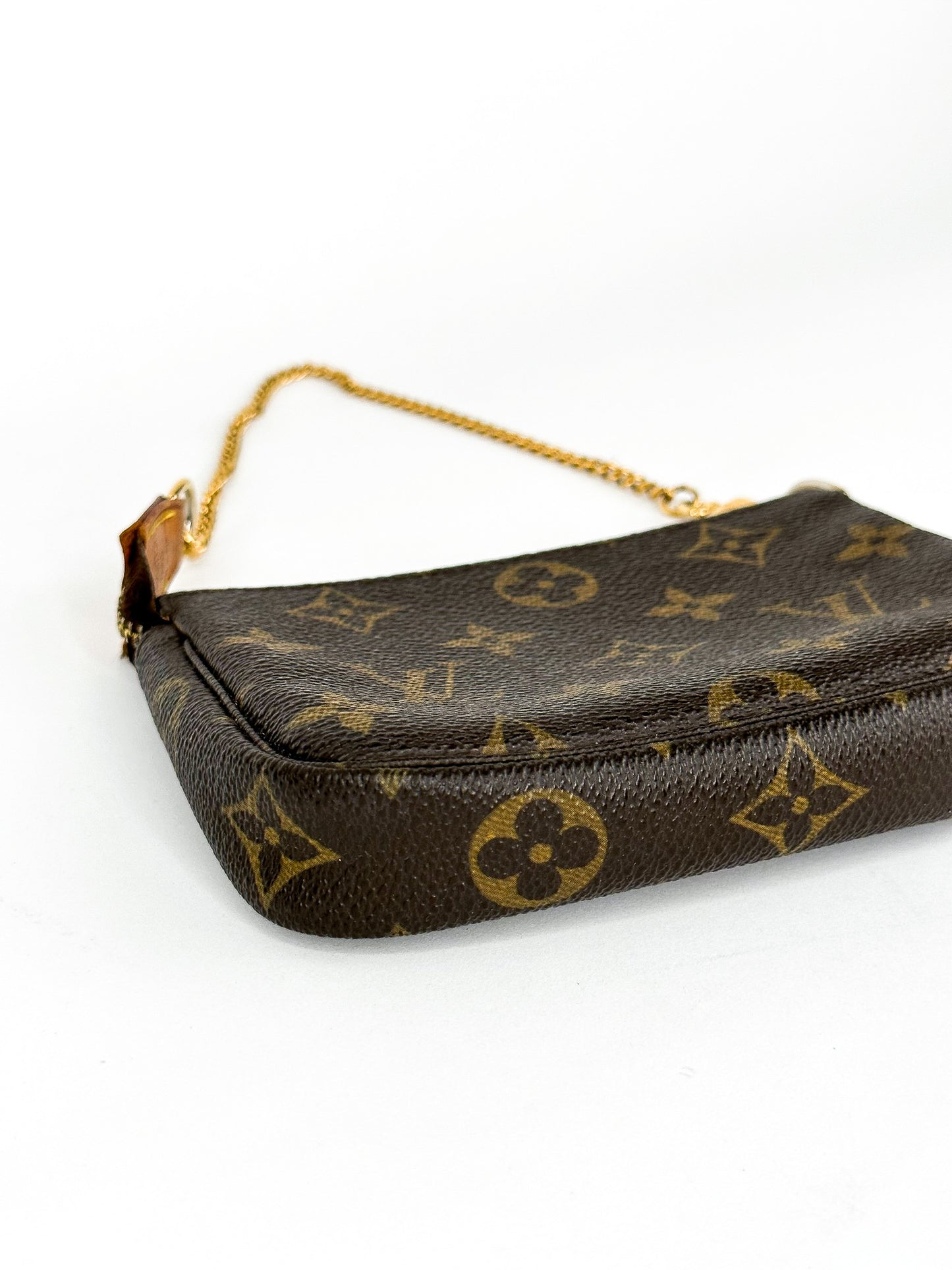 Louis Vuitton Mini Pochette