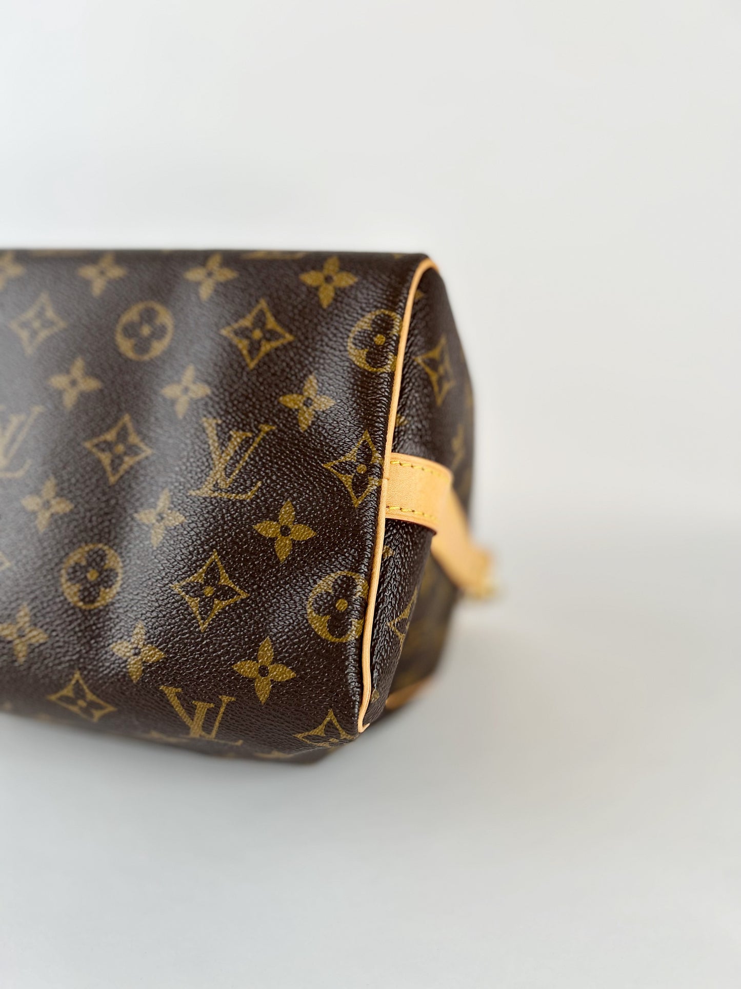 Louis Vuitton Monogram Speedy Bandouliere 25